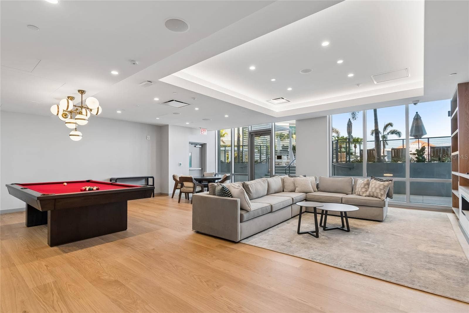 400 CENTRAL AVENUE, #2505, St Petersburg, FL 33701 Pool Lounge 2 with pool table and game table