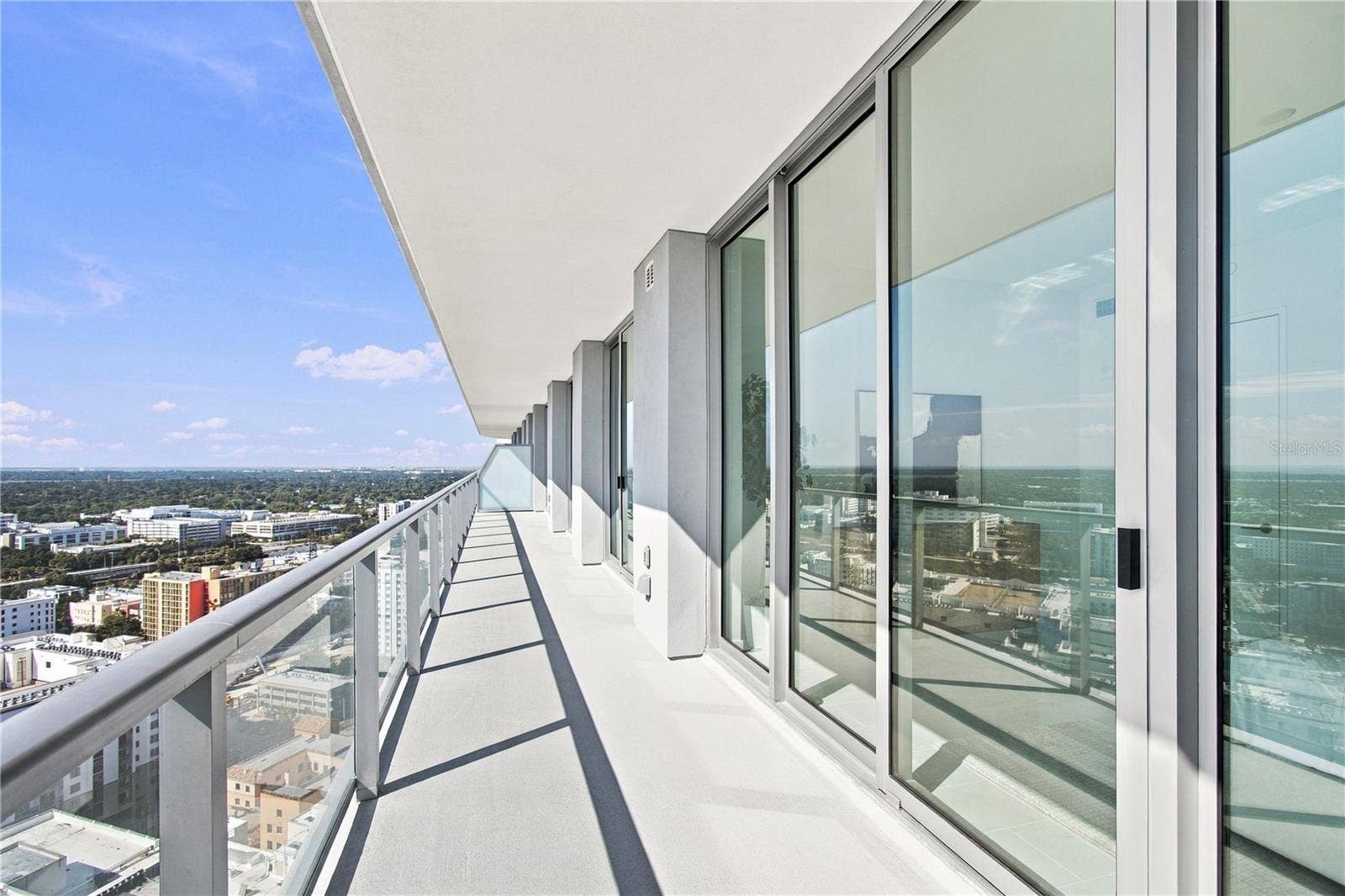 400 CENTRAL AVENUE, #2505, St Petersburg, FL 33701 400 CENTRAL AVENUE, #2505, St Petersburg, FL 33701