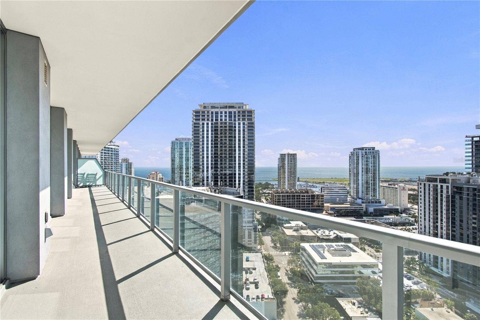 400 CENTRAL AVENUE, #2505, St Petersburg, FL 33701 60 ft balcony runs the full length of condo with views of both city and bay