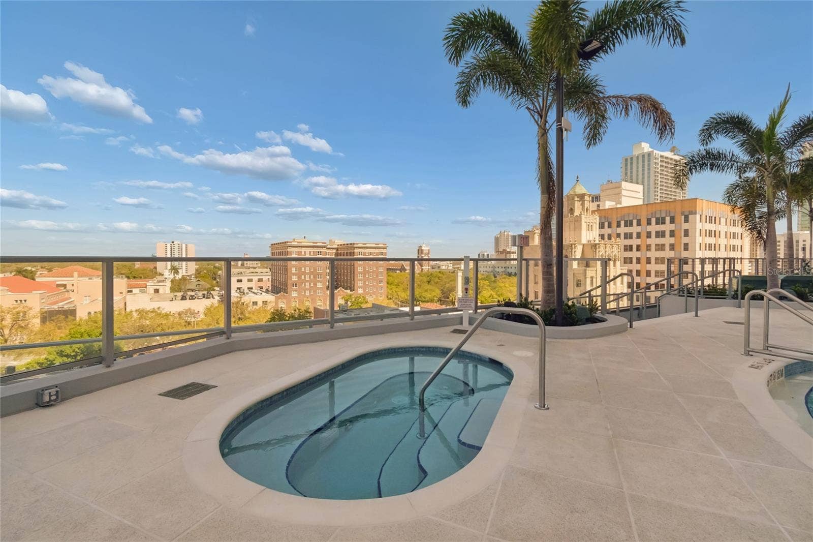 400 CENTRAL AVENUE, #2505, St Petersburg, FL 33701 Hot tub with a view
