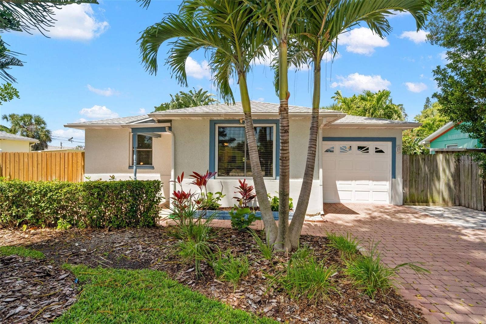 517 79TH AVENUE, St Pete Beach, FL 33706 Welcome Home!