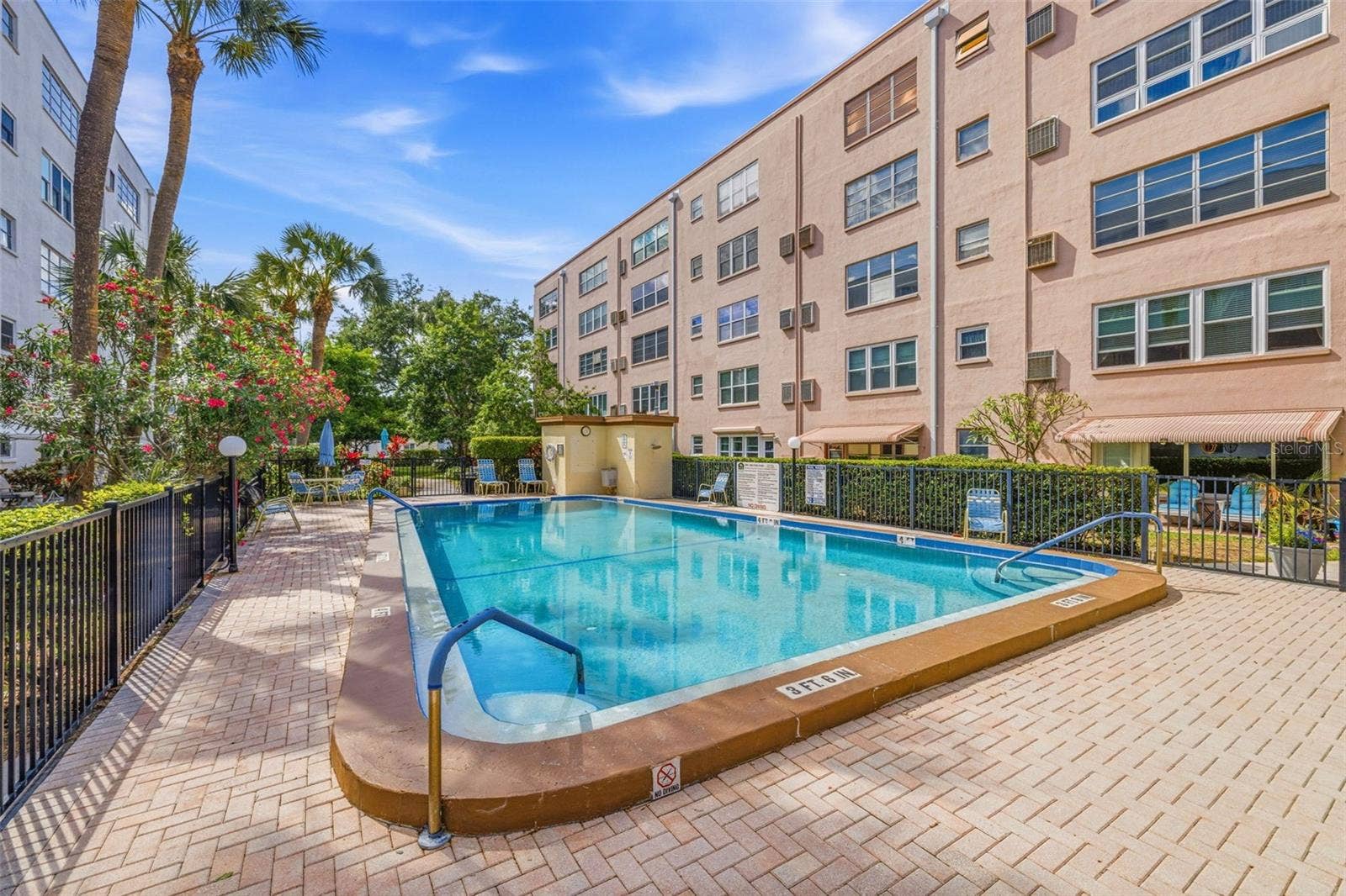 5521 80TH STREET N, #212, St Petersburg, FL 33709 Community pool at Five Towns St. Petersburg