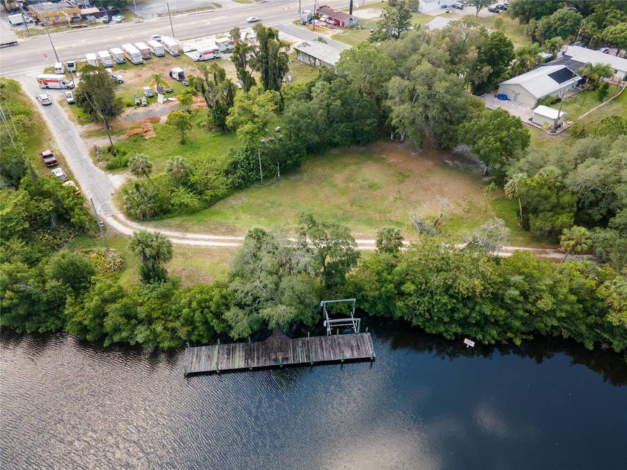Property photo for 102 DICKMAN DRIVE SW, Ruskin, FL