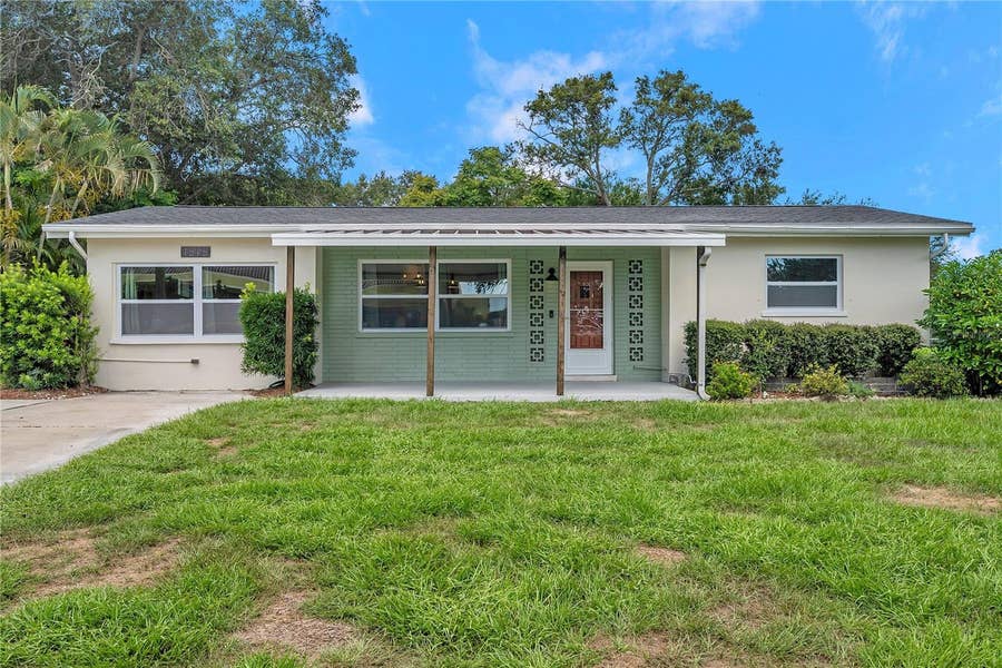 Property photo for 1515 BELLEAIR RD, Clearwater, FL