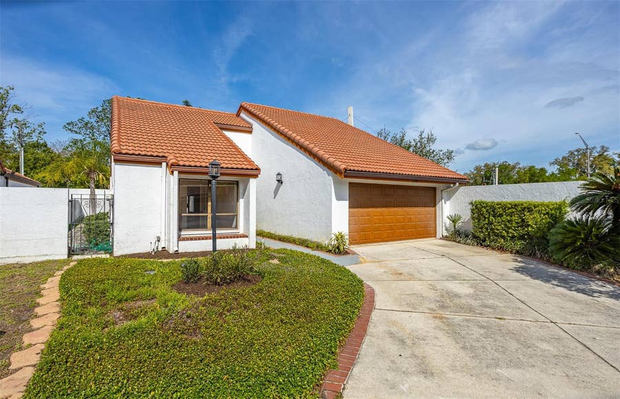 Property photo for 11508 ROBLES DEL RIO PLACE, Temple Terrace, FL