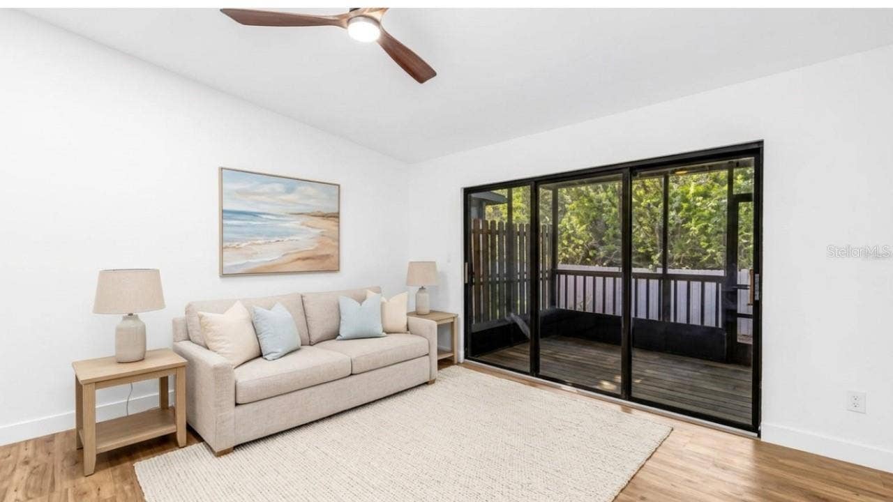Virtueally staged- Living room