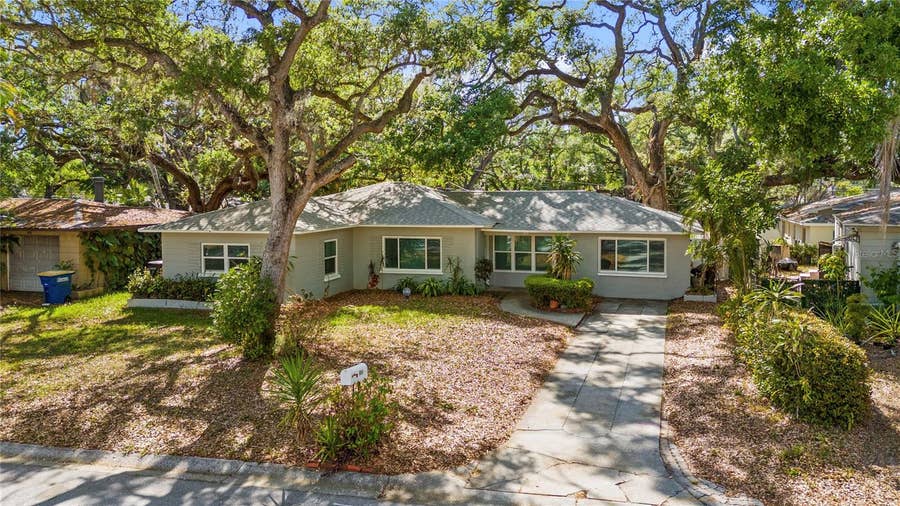 Property photo for 804 S EVERGREEN AVENUE, Clearwater, FL