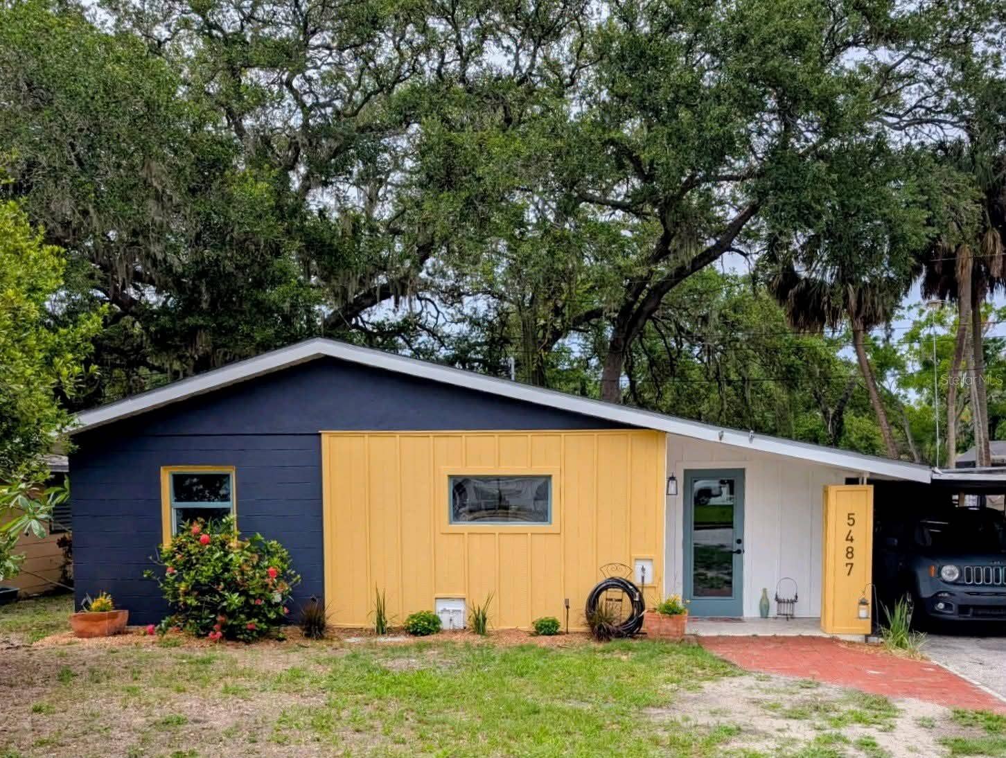 5487 70TH WAY N, St Petersburg, FL 33709 Home Sweet Home!