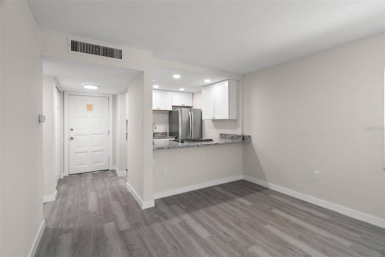 11655 3RD STREET E, #1, Treasure Island, FL 33706