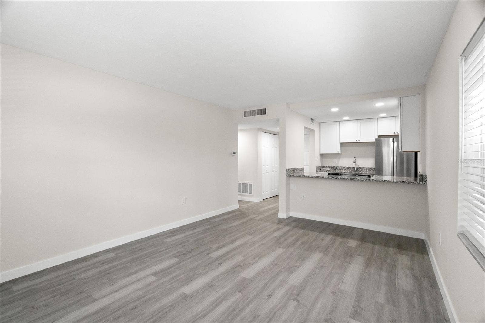 11655 3RD STREET E, #1, Treasure Island, FL 33706