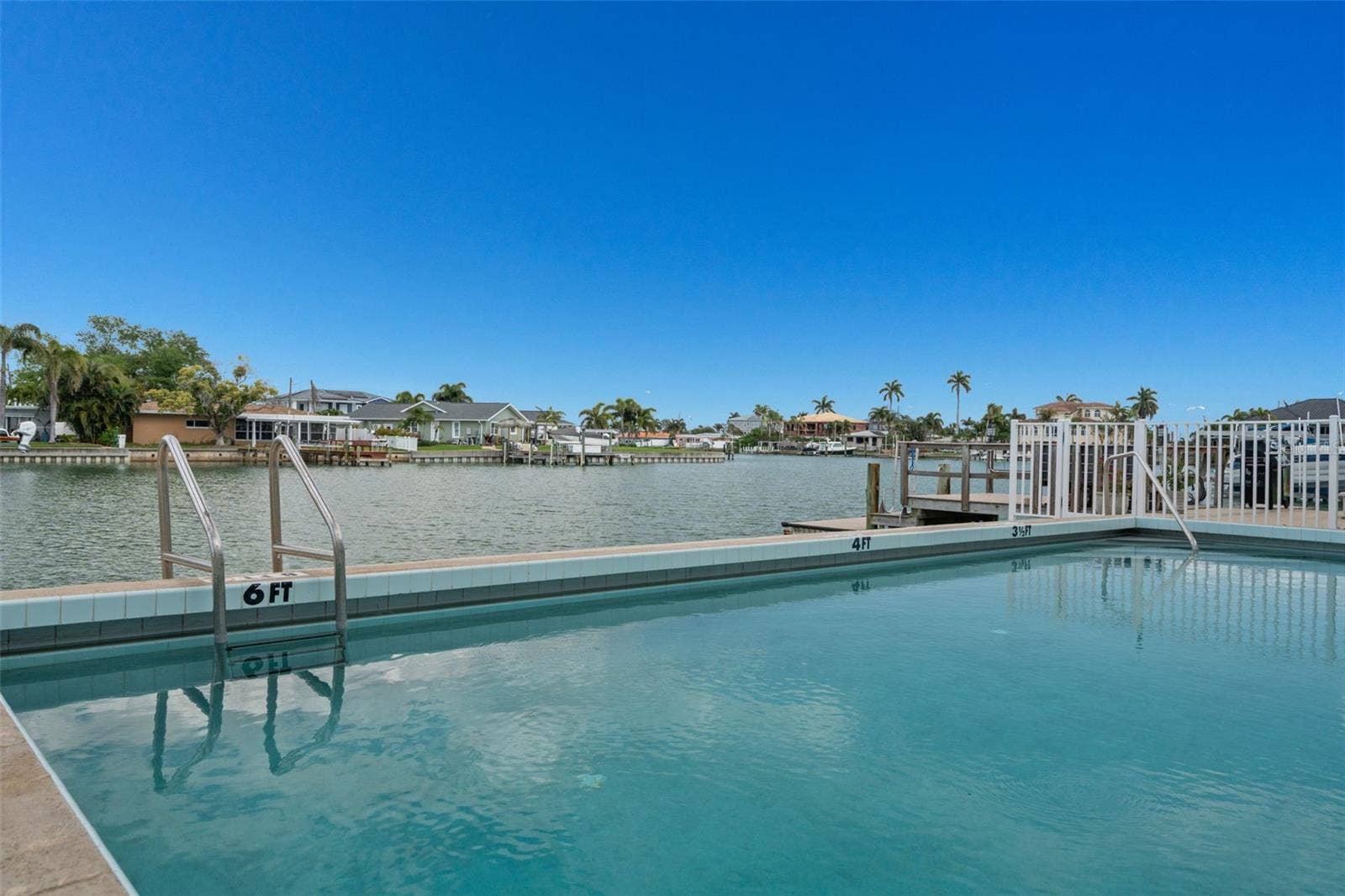11655 3RD STREET E, #1, Treasure Island, FL 33706