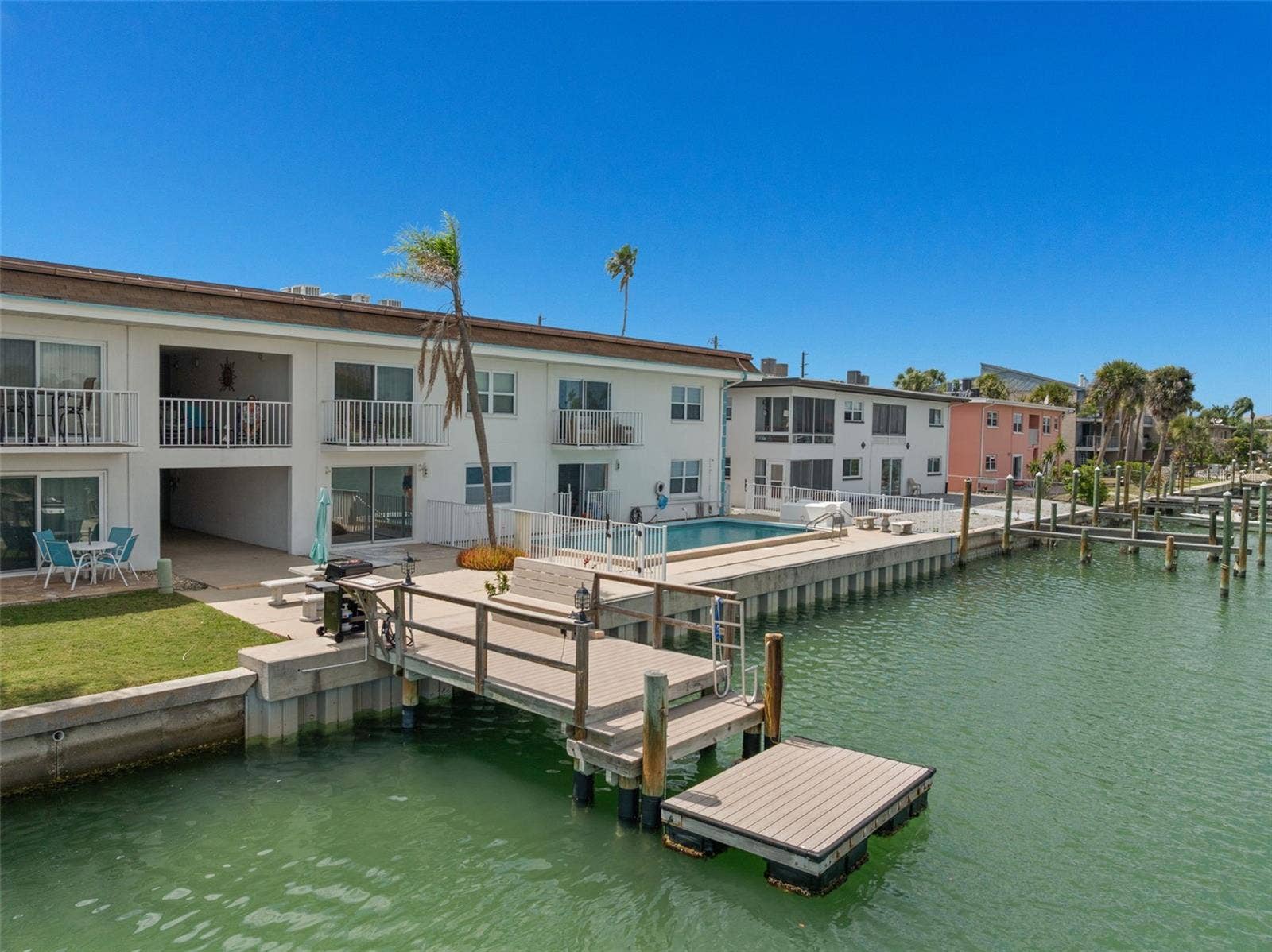 11655 3RD STREET E, #1, Treasure Island, FL 33706