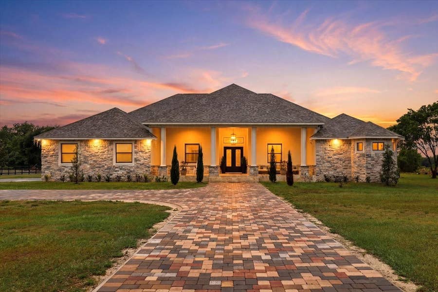 Property photo for 8459 HARVEY WALDEN DRIVE, Plant City, FL