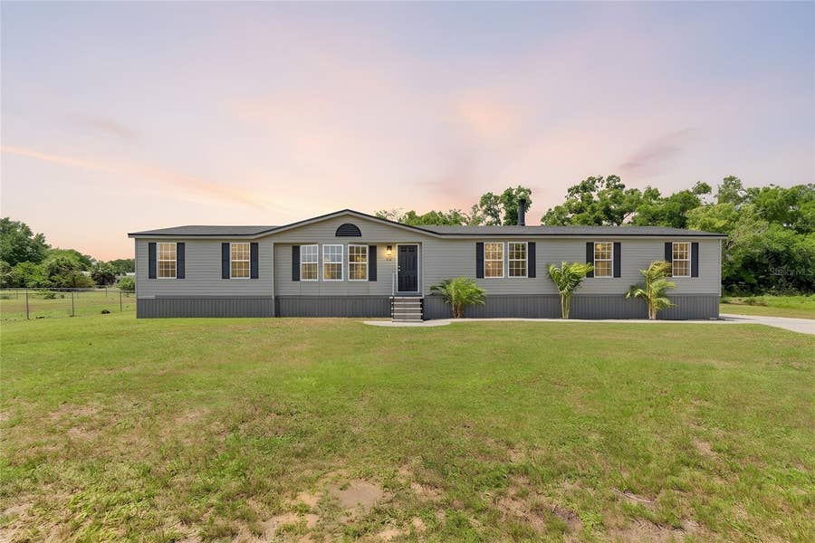 Property photo for 9150 WOOD TERRACE DRIVE, Tampa, FL