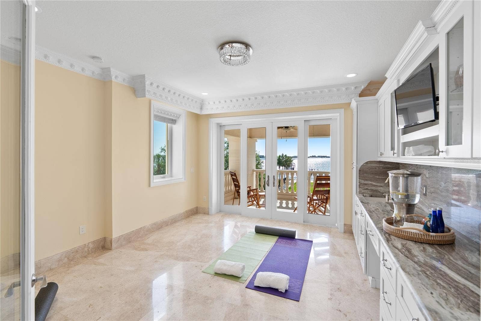2000 PARK STREET N, St Petersburg, FL 33710 Wellness Room-Dedicated wellness space ideal for yoga, fitness, or relaxation.