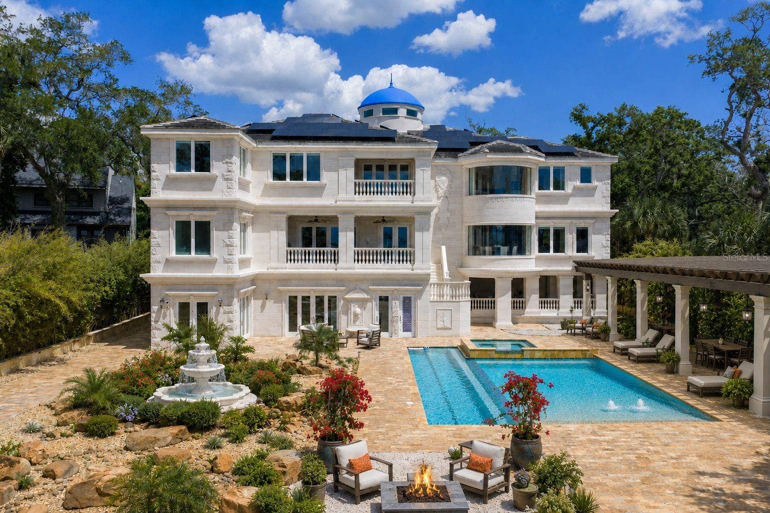 2000 PARK STREET N, St Petersburg, FL 33710 2000 PARK STREET N, St Petersburg, FL 33710