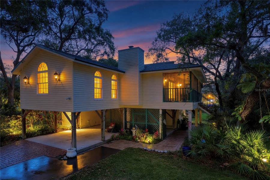 Property photo for 420 HANBY STREET, Crystal Beach, FL