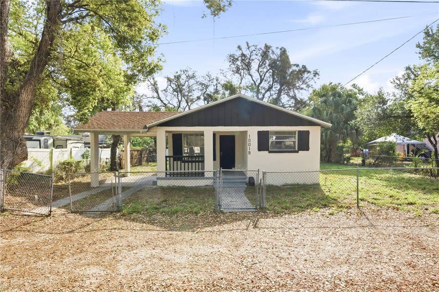 Property photo for 10019 N JASMINE AVENUE, Tampa, FL
