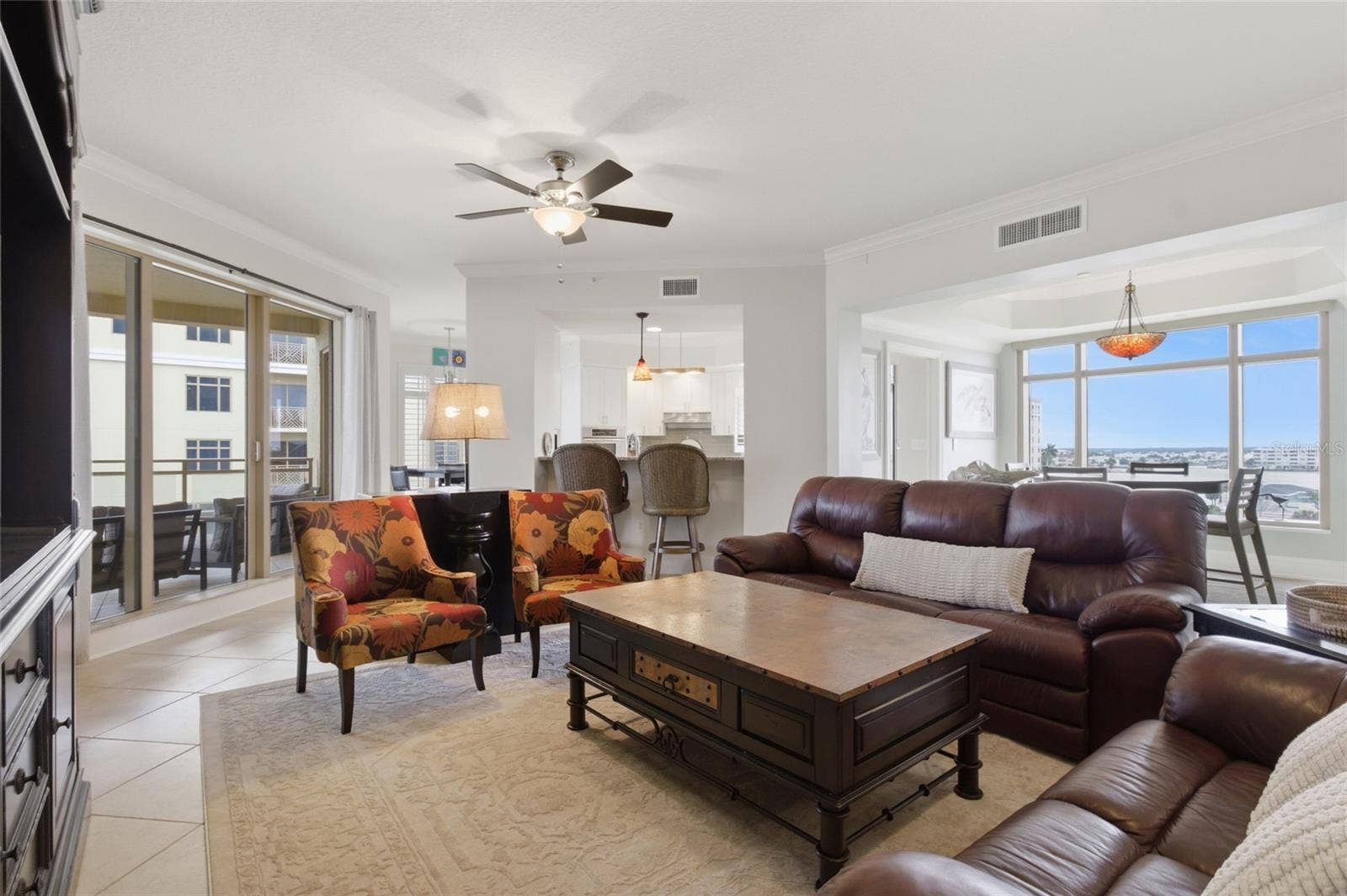 11 BAYMONT STREET, #608, Clearwater Beach, FL 33767