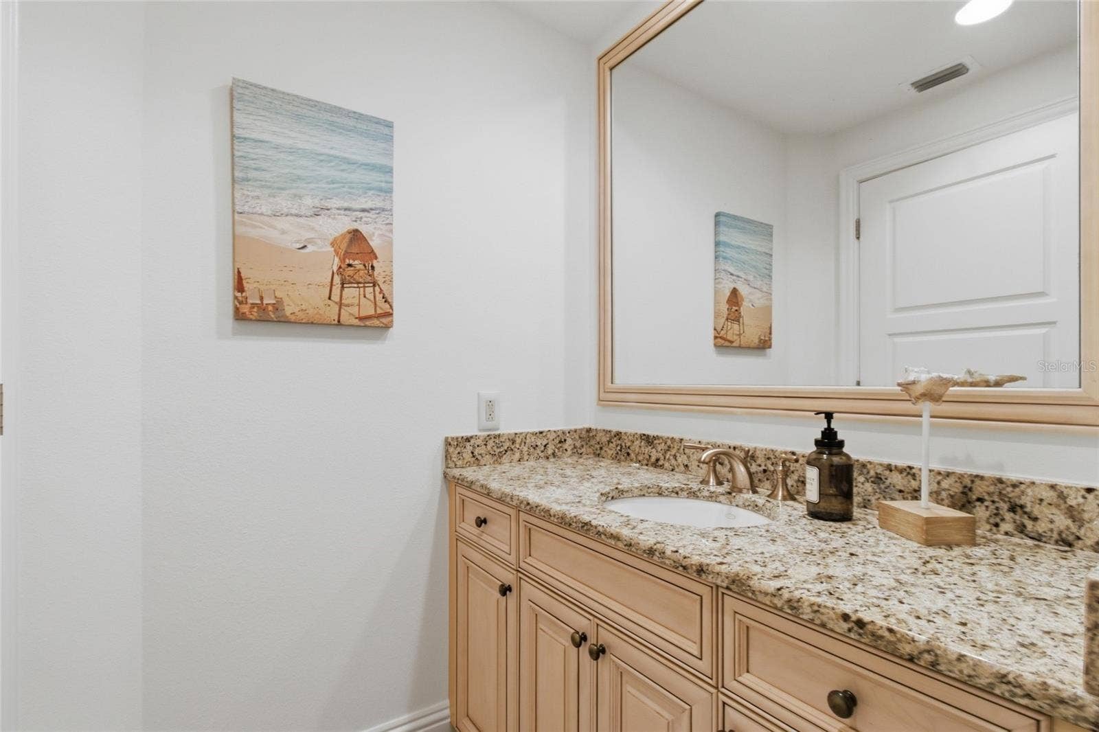11 BAYMONT STREET, #608, Clearwater Beach, FL 33767