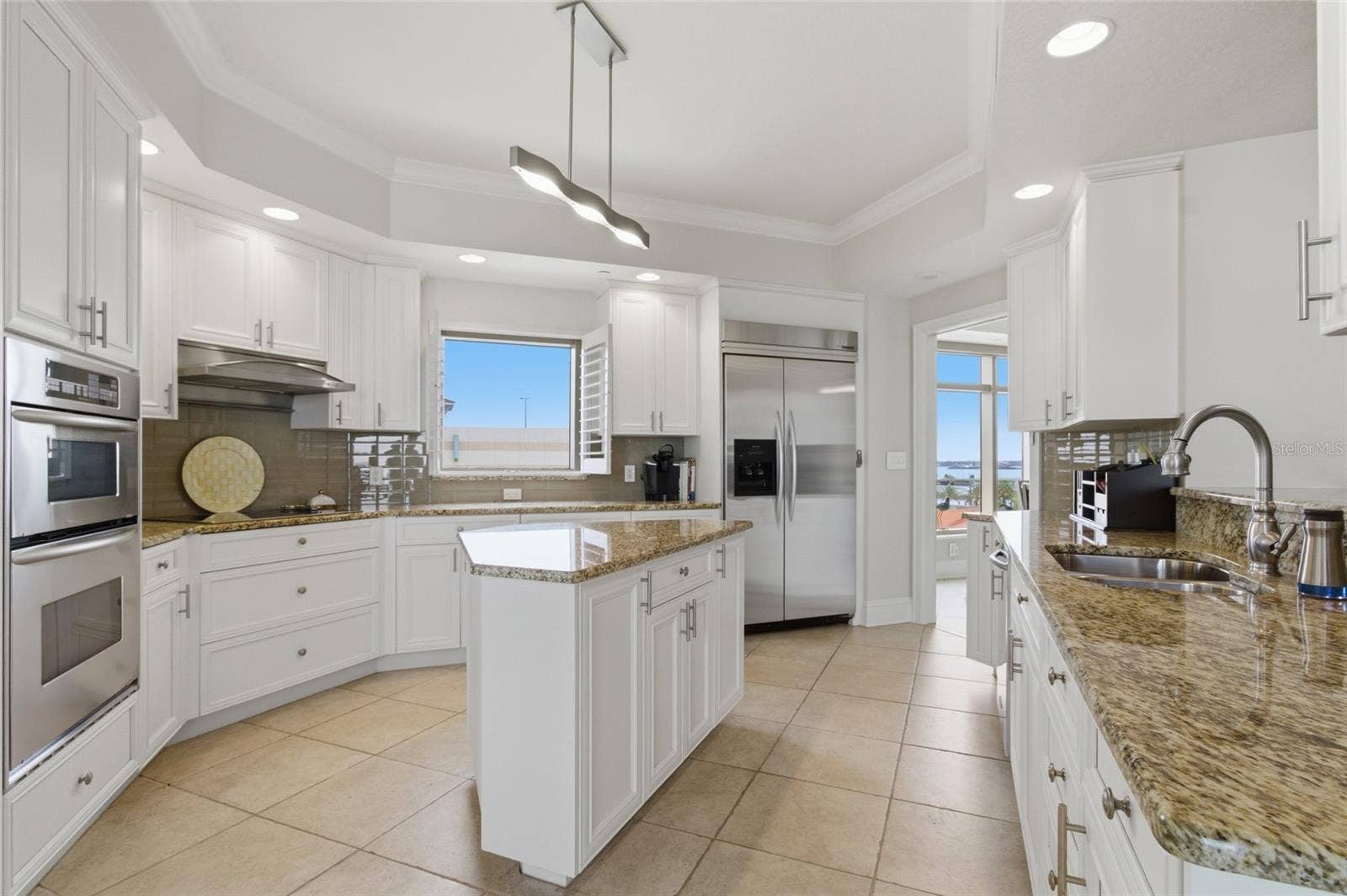 11 BAYMONT STREET, #608, Clearwater Beach, FL 33767