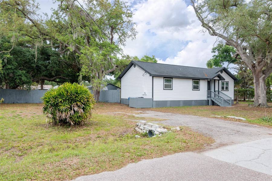 Property photo for 8812 DYER ROAD, Riverview, FL