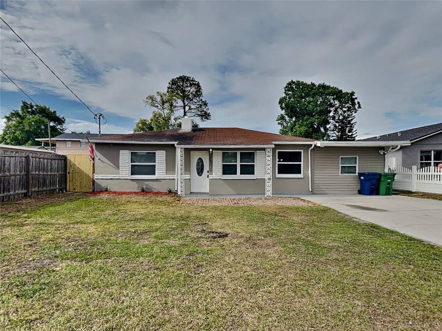 Property photo for Tampa, FL