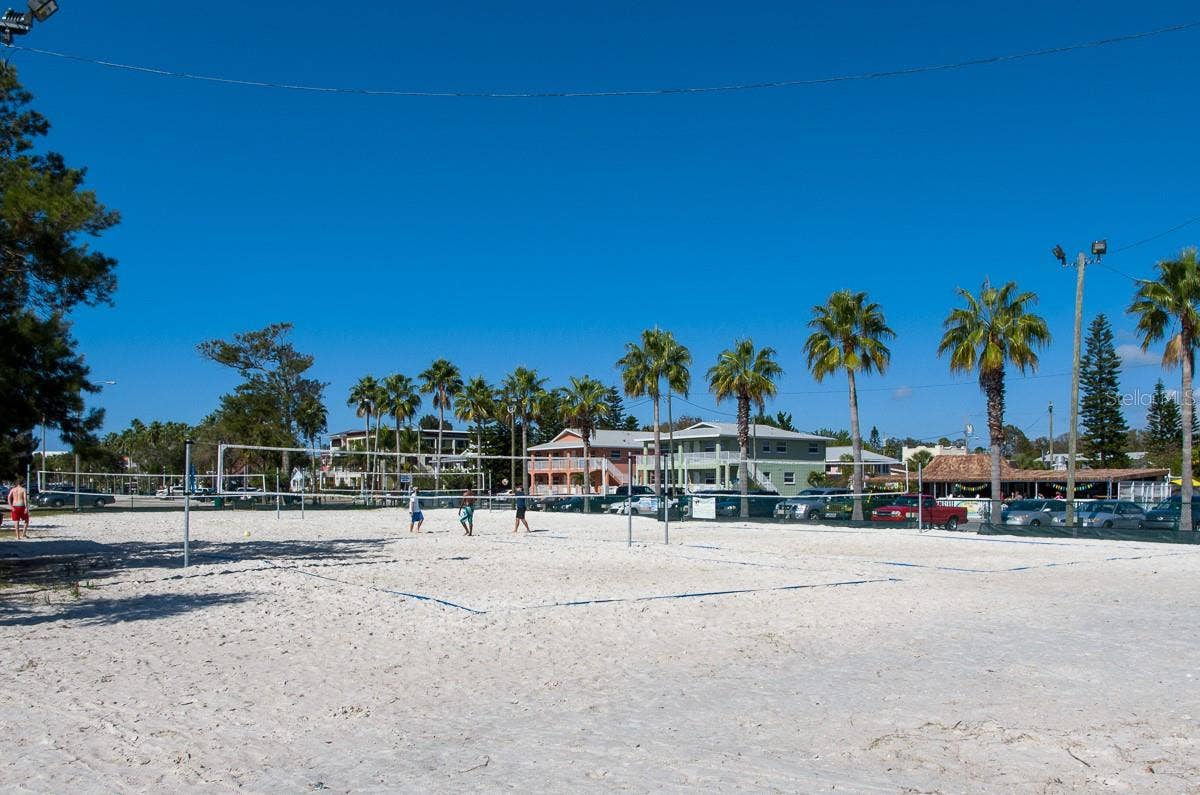 2907 CLINTON STREET S, Gulfport, FL 33707