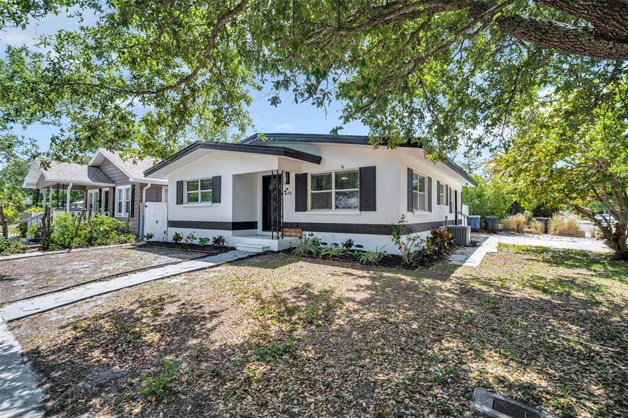 Property photo for 1001 JASMINE WAY, Clearwater, FL