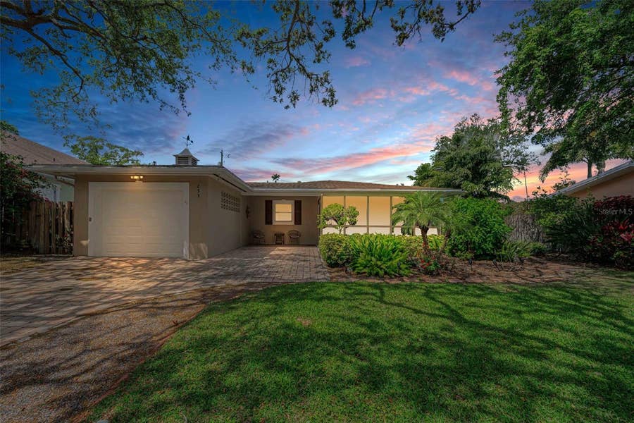 Property photo for 253 PARK CIRCLE S, Dunedin, FL