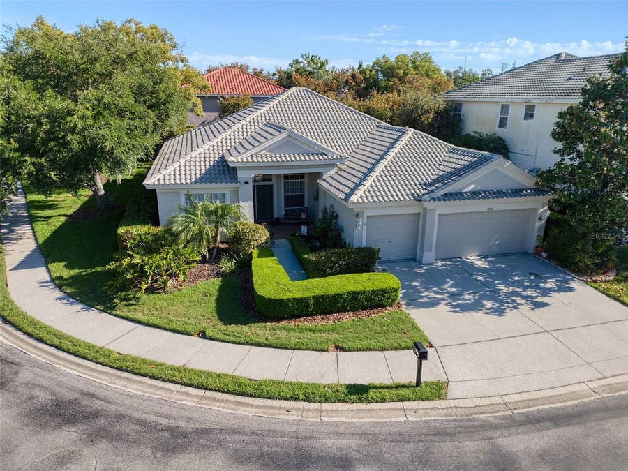 Property photo for 2206 HIGHLAND WOODS DRIVE, Dunedin, FL