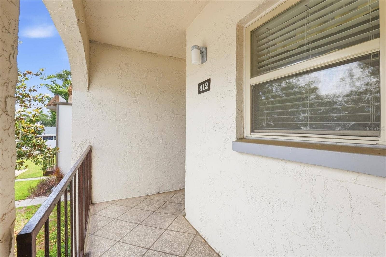7701 STARKEY ROAD, #412, Seminole, FL 33777 Hall to front door