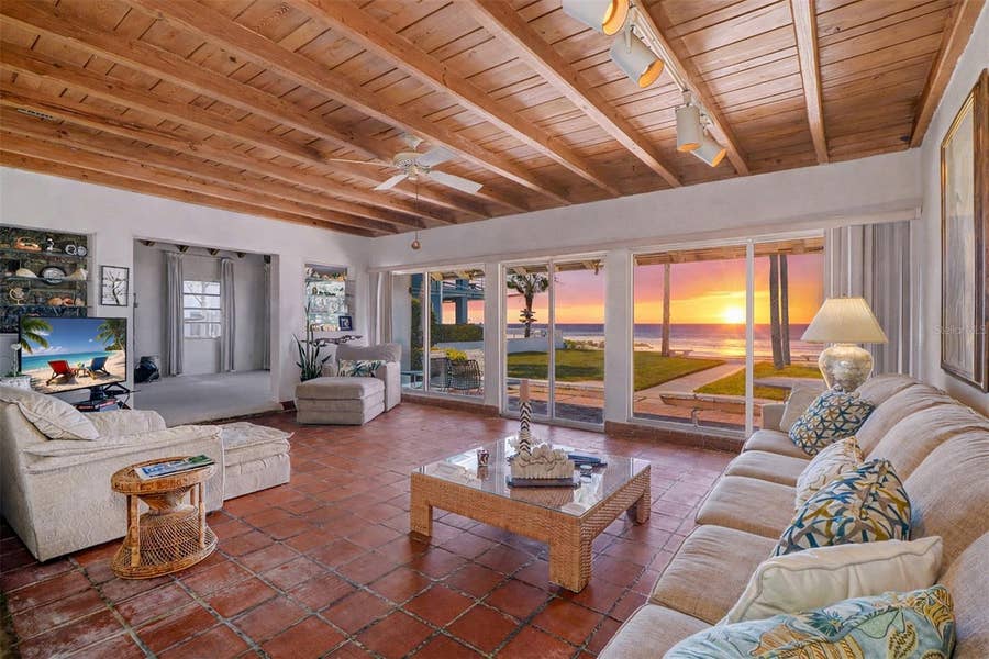 Property photo for 18206 SUNSET BOULEVARD, Redington Shores, FL