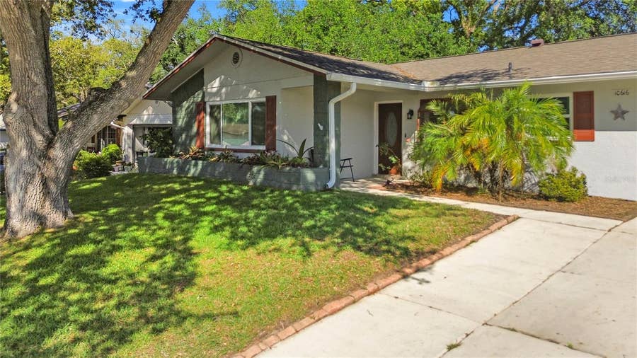 Property photo for 10616 SPRINGWOOD DRIVE, Port Richey, FL