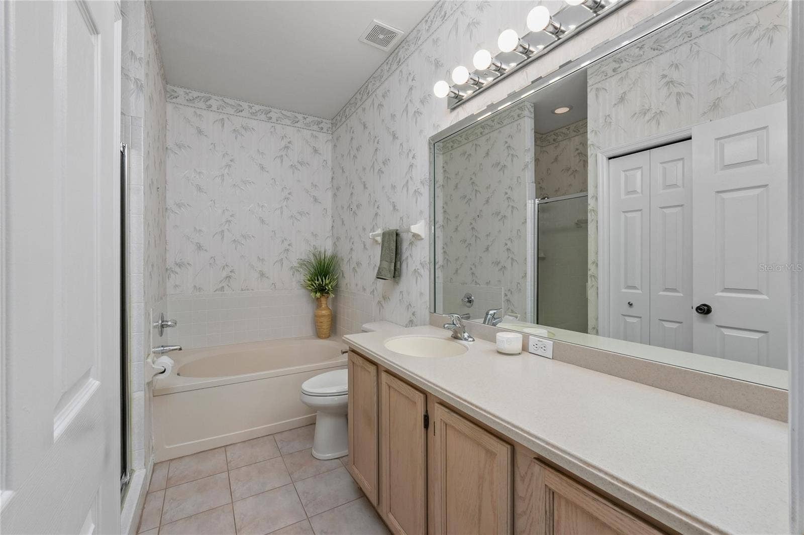 3511 TEALWOOD CIRCLE, Palm Harbor, FL 34685 MASTER BATHROOM