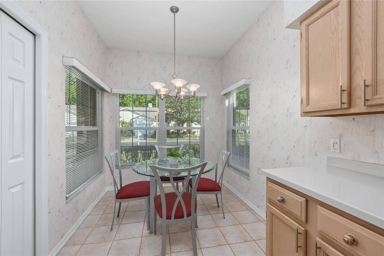 3511 TEALWOOD CIRCLE, Palm Harbor, FL 34685 BREAKFAST NOOK