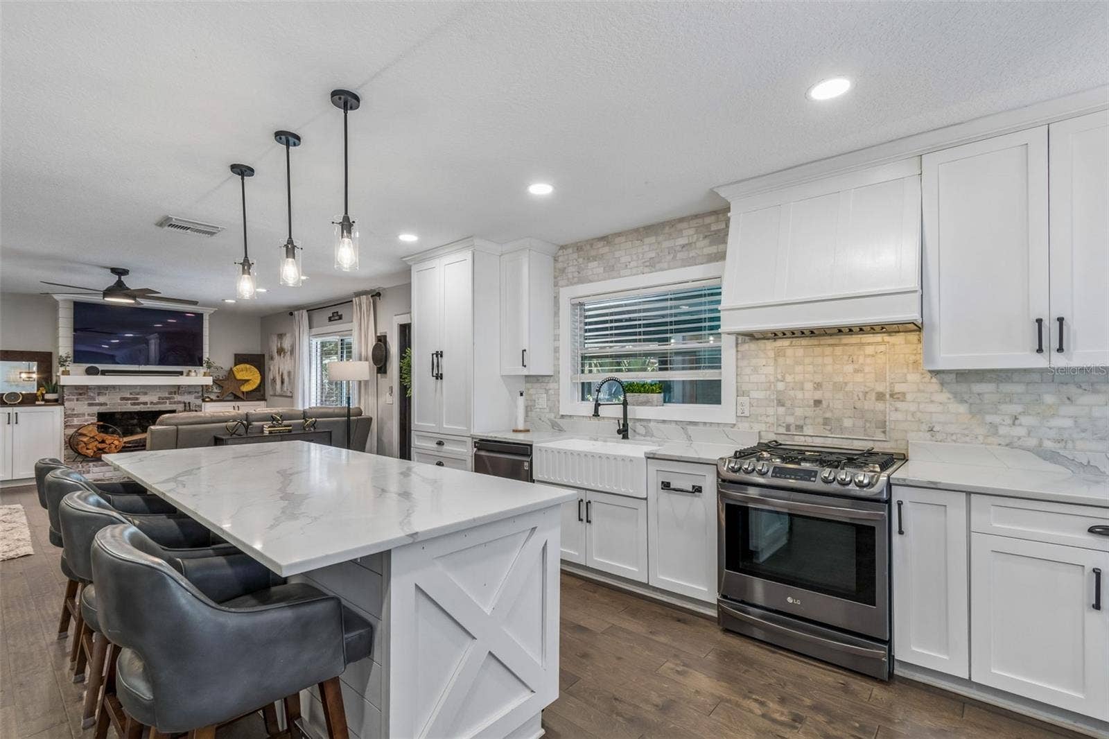 4528 W WOODMERE ROAD, Tampa, FL 33609 4528 W WOODMERE ROAD, Tampa, FL 33609