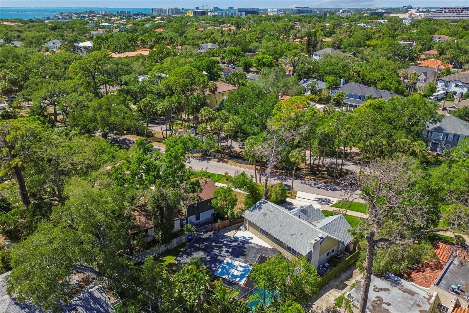 4528 W WOODMERE ROAD, Tampa, FL 33609 4528 W WOODMERE ROAD, Tampa, FL 33609