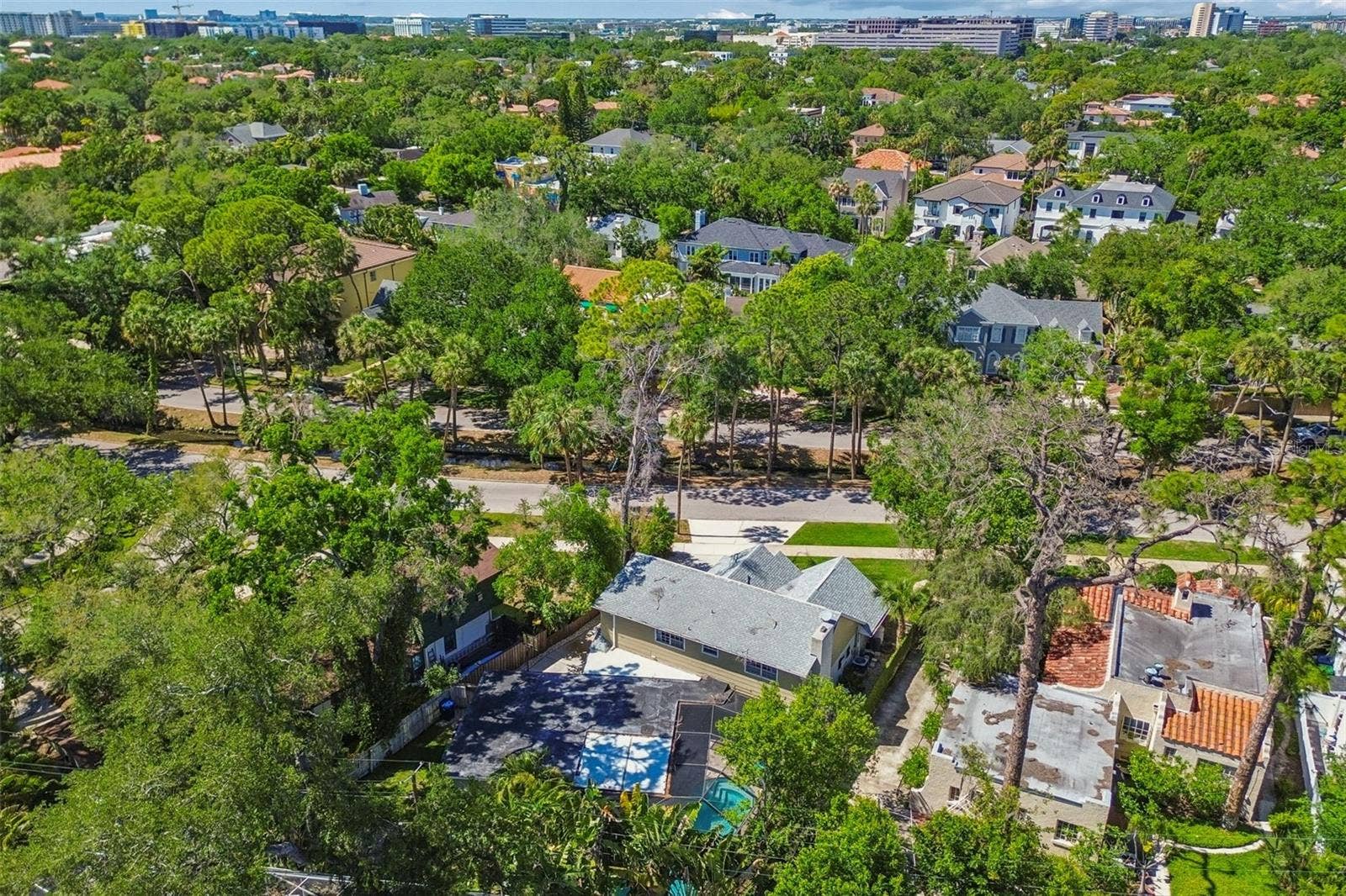 4528 W WOODMERE ROAD, Tampa, FL 33609 4528 W WOODMERE ROAD, Tampa, FL 33609