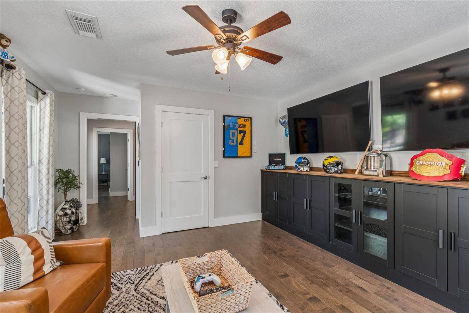 4528 W WOODMERE ROAD, Tampa, FL 33609 4528 W WOODMERE ROAD, Tampa, FL 33609