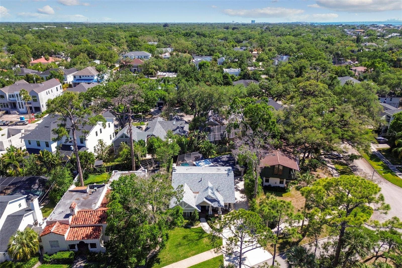 4528 W WOODMERE ROAD, Tampa, FL 33609 4528 W WOODMERE ROAD, Tampa, FL 33609