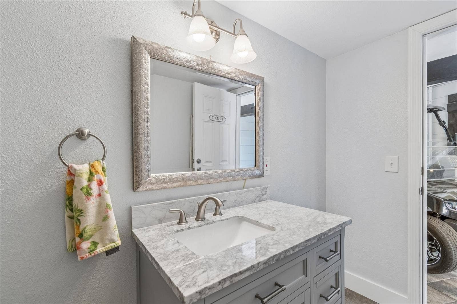 4528 W WOODMERE ROAD, Tampa, FL 33609 4528 W WOODMERE ROAD, Tampa, FL 33609