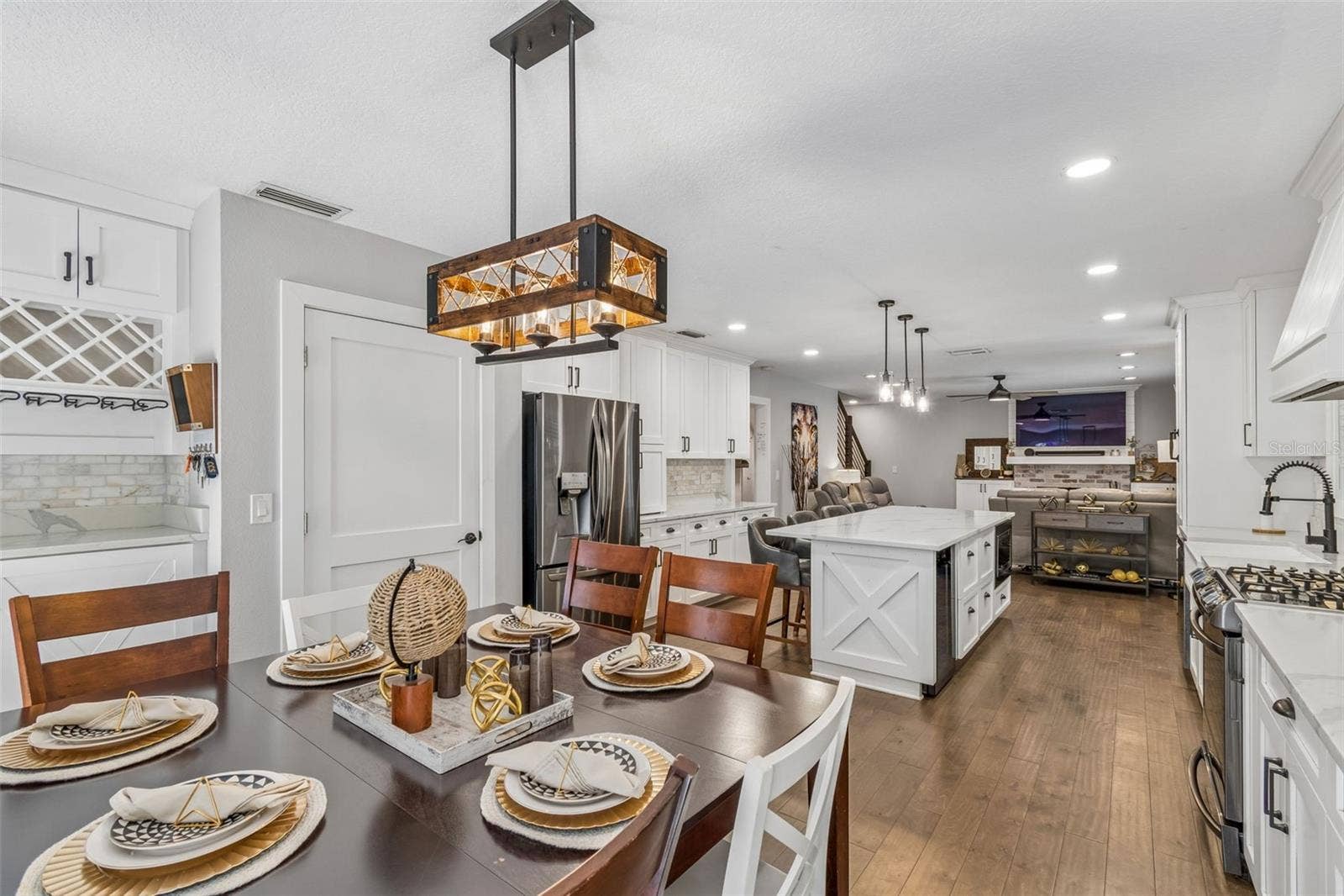 4528 W WOODMERE ROAD, Tampa, FL 33609 4528 W WOODMERE ROAD, Tampa, FL 33609