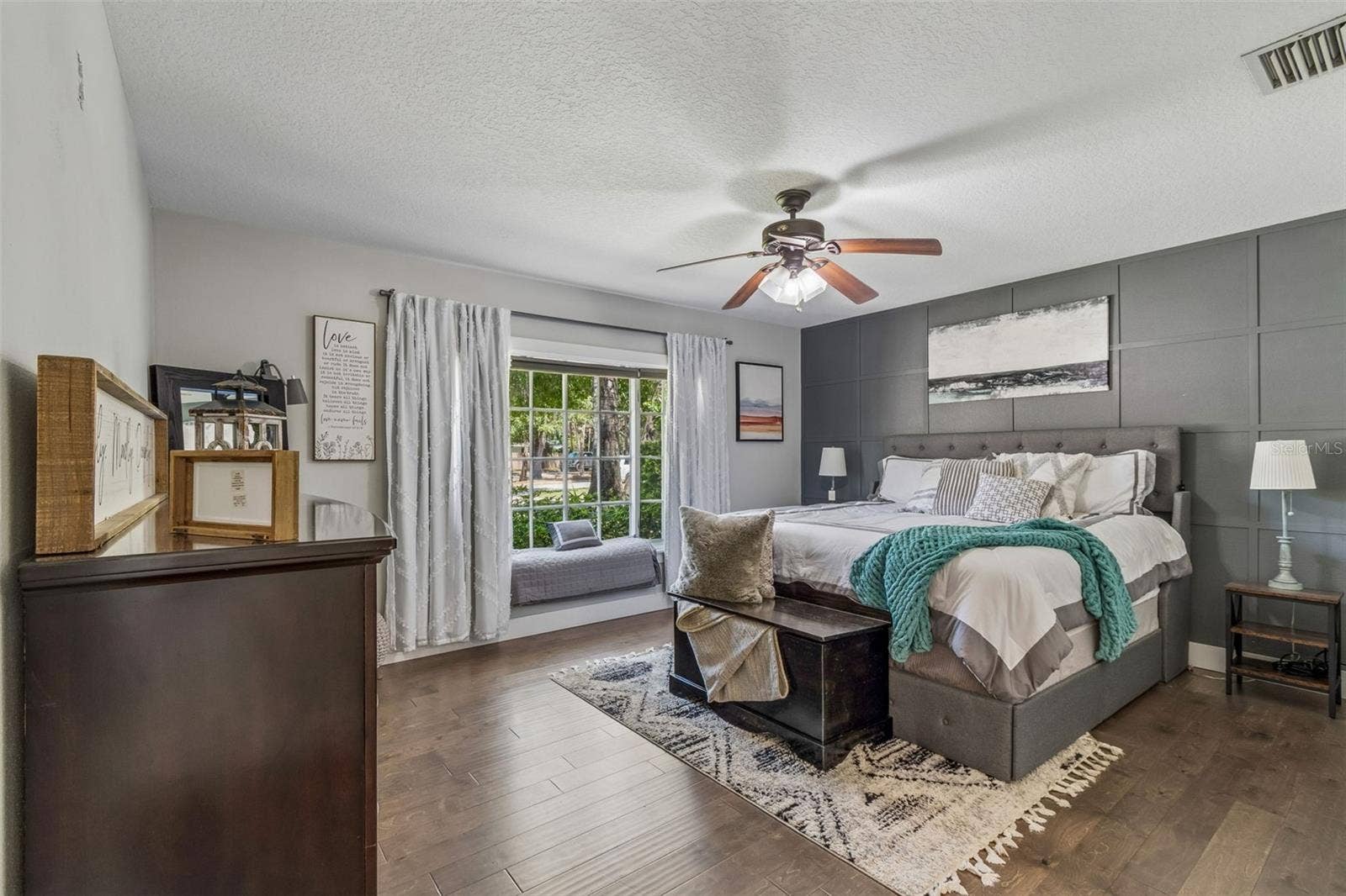 4528 W WOODMERE ROAD, Tampa, FL 33609 4528 W WOODMERE ROAD, Tampa, FL 33609