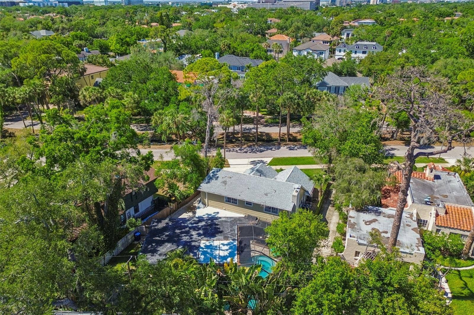 4528 W WOODMERE ROAD, Tampa, FL 33609 4528 W WOODMERE ROAD, Tampa, FL 33609