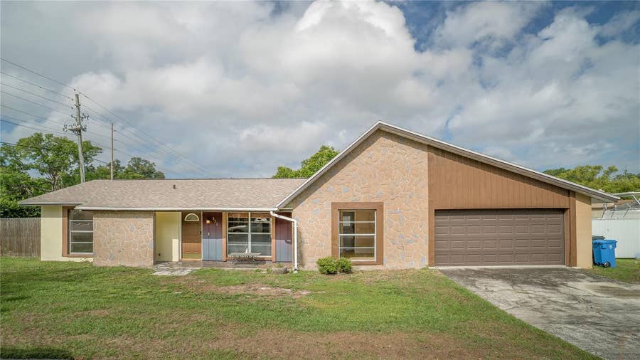 Property photo for 3320 LAS BRISAS DRIVE, Riverview, FL