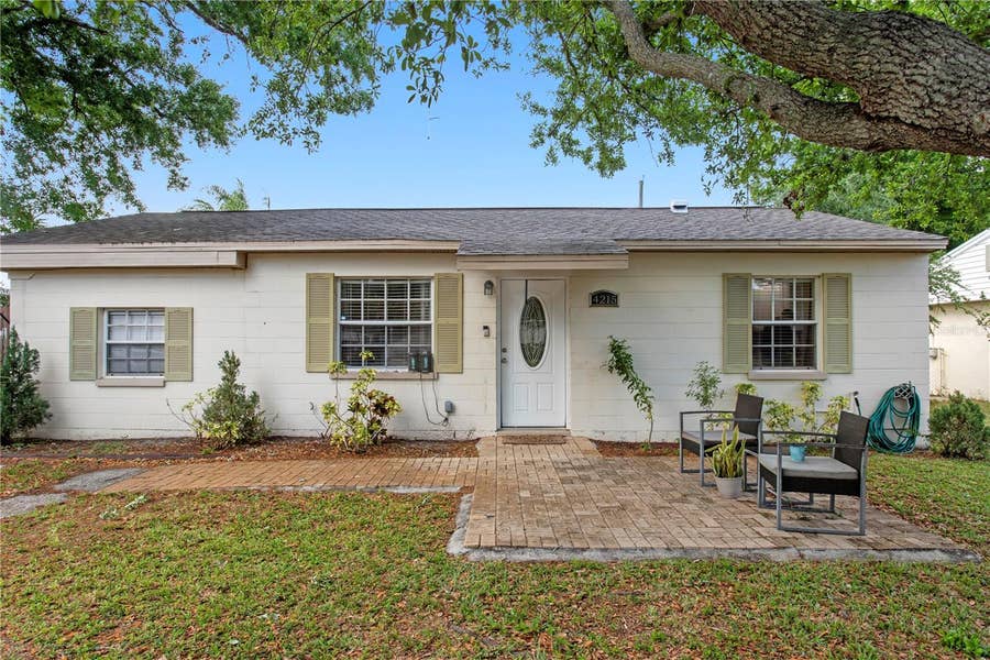 Property photo for 4215 W BAY VISTA AVENUE, Tampa, FL