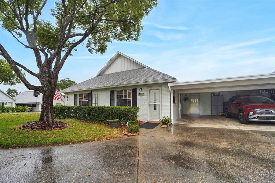 Property photo for 6642 DEVONSHIRE LANE, New Port Richey, FL