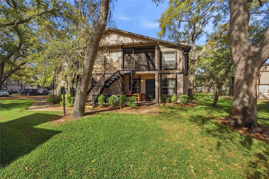 Property photo for 4022 TUMBLE WOOD TRAIL, #201, Tampa, FL