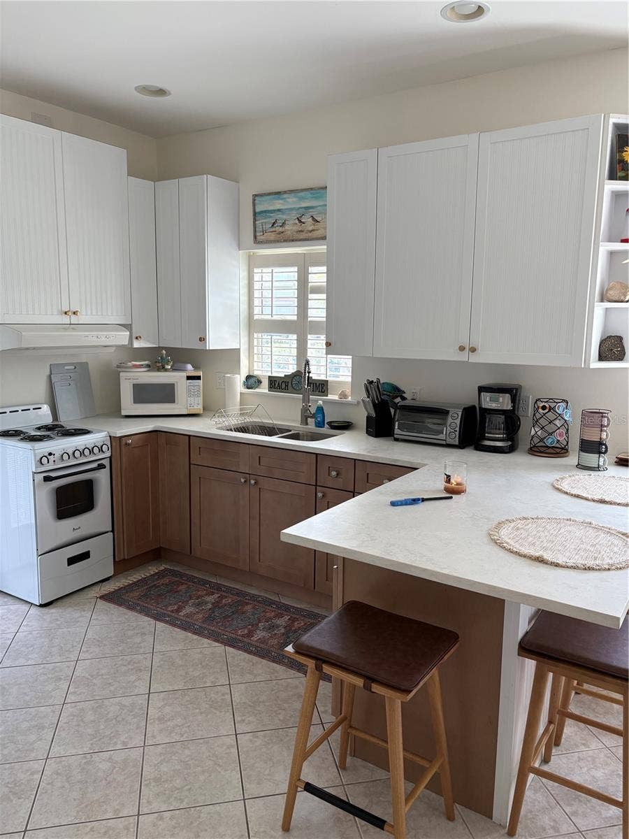 101 E BAY DRIVE, Treasure Island, FL 33706 101 E BAY DRIVE, Treasure Island, FL 33706
